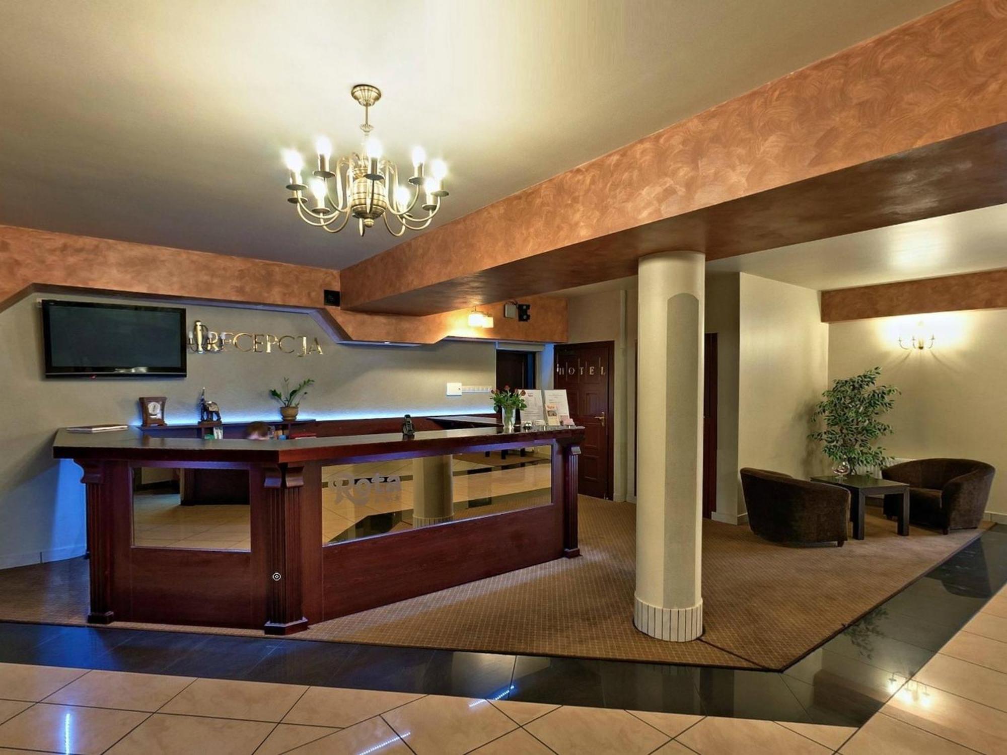 Rota Hotell Biała Podlaska Exteriör bild