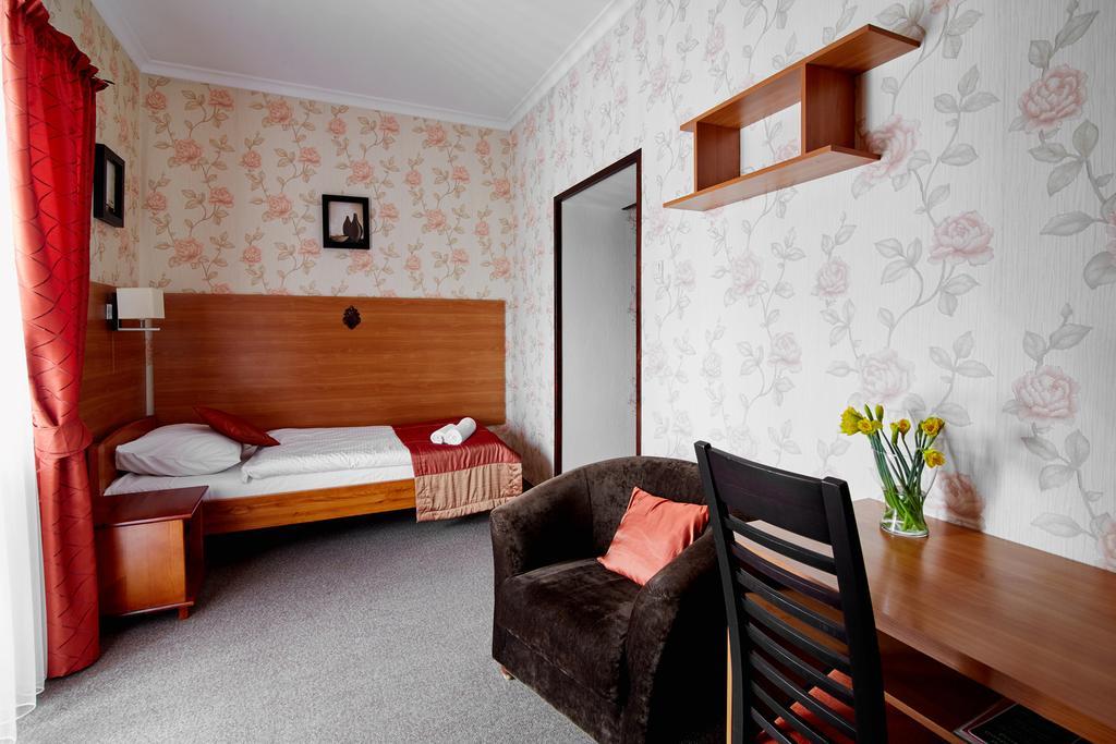 Rota Hotell Biała Podlaska Exteriör bild