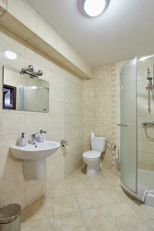 Rota Hotell Biała Podlaska Exteriör bild
