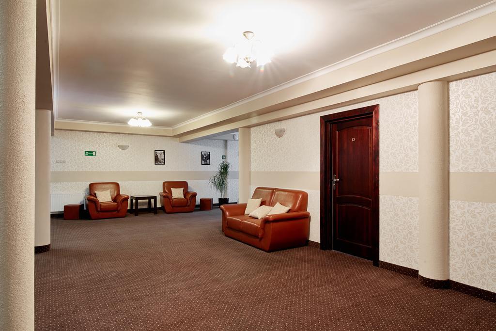 Rota Hotell Biała Podlaska Exteriör bild
